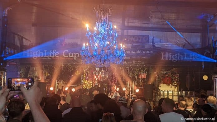 Highlife Cup 2022 uitreiking coffeeshop magic coffeeshop dizzy duck wiet hasj